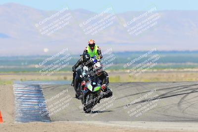media/May-29-2022-Lets Ride (Sun) [[e8986be515]]/B Group/1020am (Outside Grapevine)/